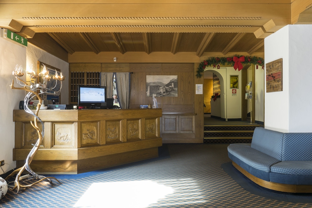 Hotel Colfosco 4/50