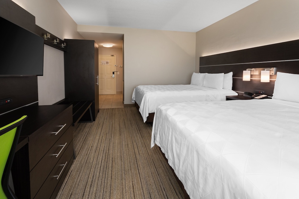 Holiday Inn Express Hotel And Suites Lake Placid 12/43