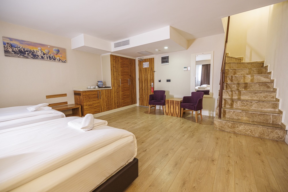 Duplex, Double Bed