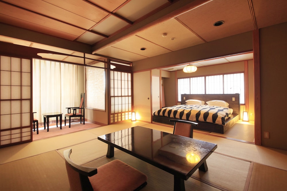 Atarayo Nishiizu 45/61