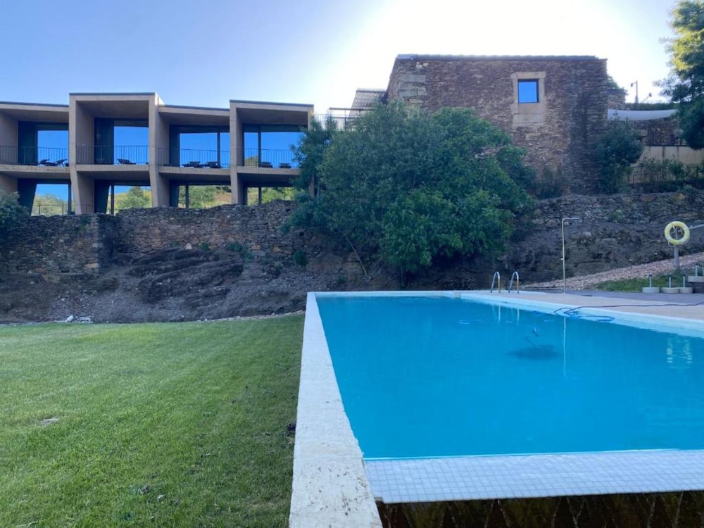 Colmeal Countryside Hotel 40/58