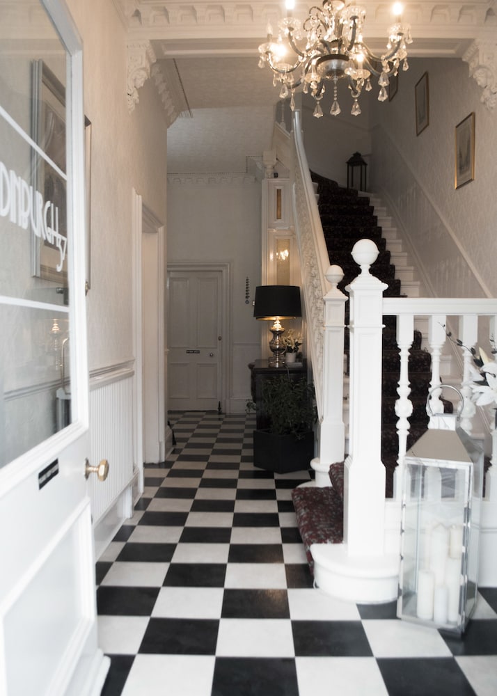 The International Guest House 6/41