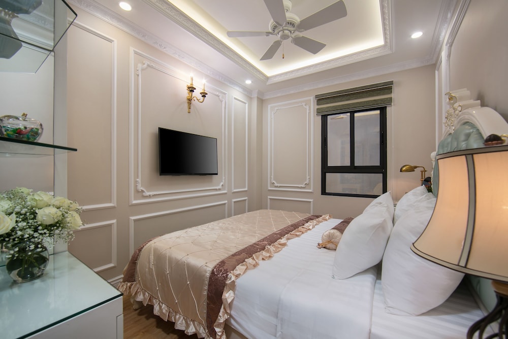 Royal Holiday Hanoi Hotel 49/61