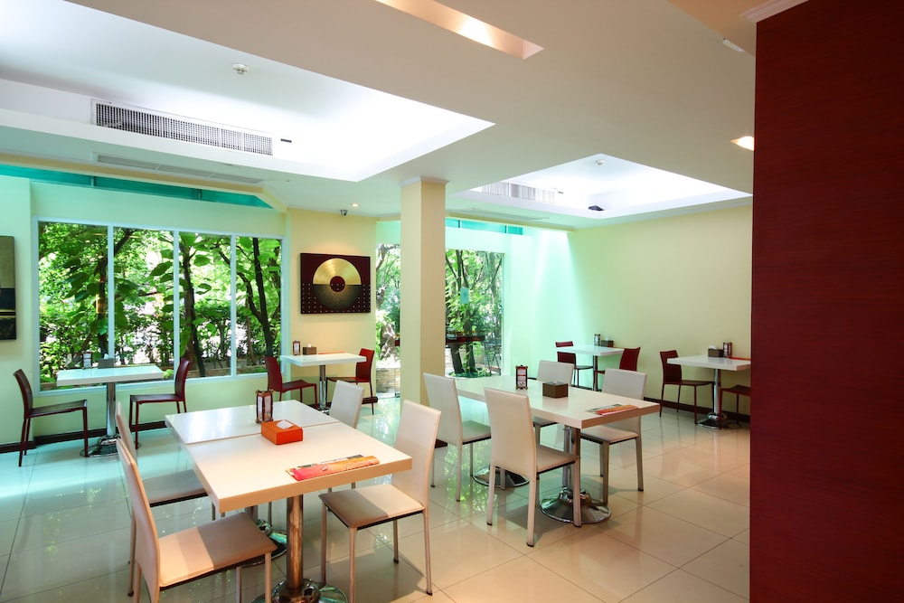 Calypzo Bangkok 36/51