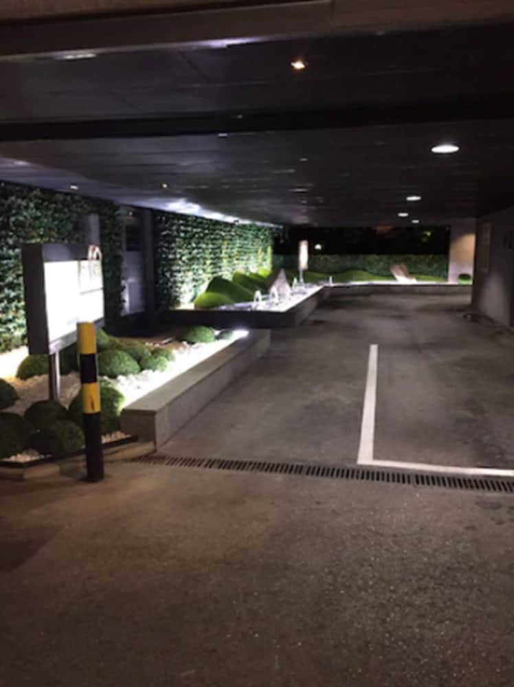 Zouk Hotel 43/50