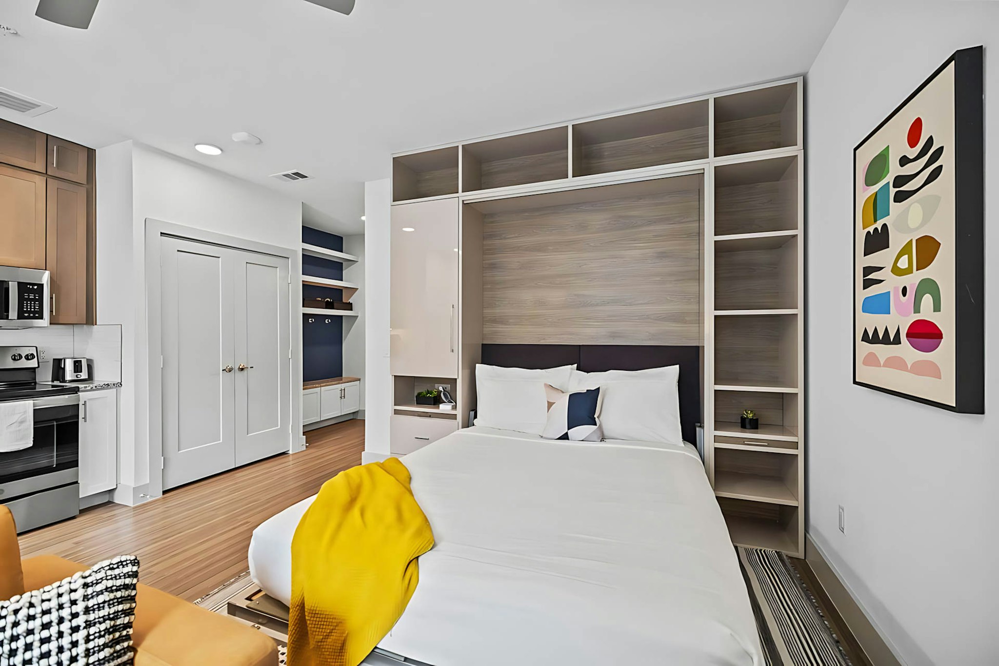 Studio, Laundry, Balcony