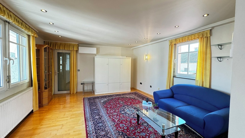 Rhein-Hotel Nierstein 38/72