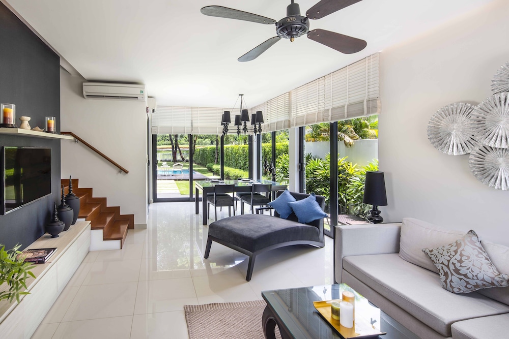 Laguna Park Homes Lang Co 34/57