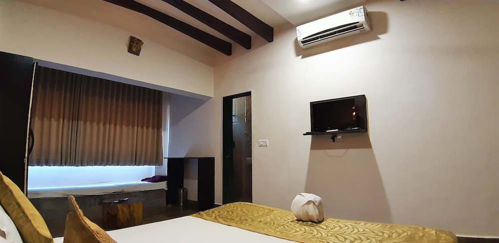 Gir Lion's Paw Resort 16/35