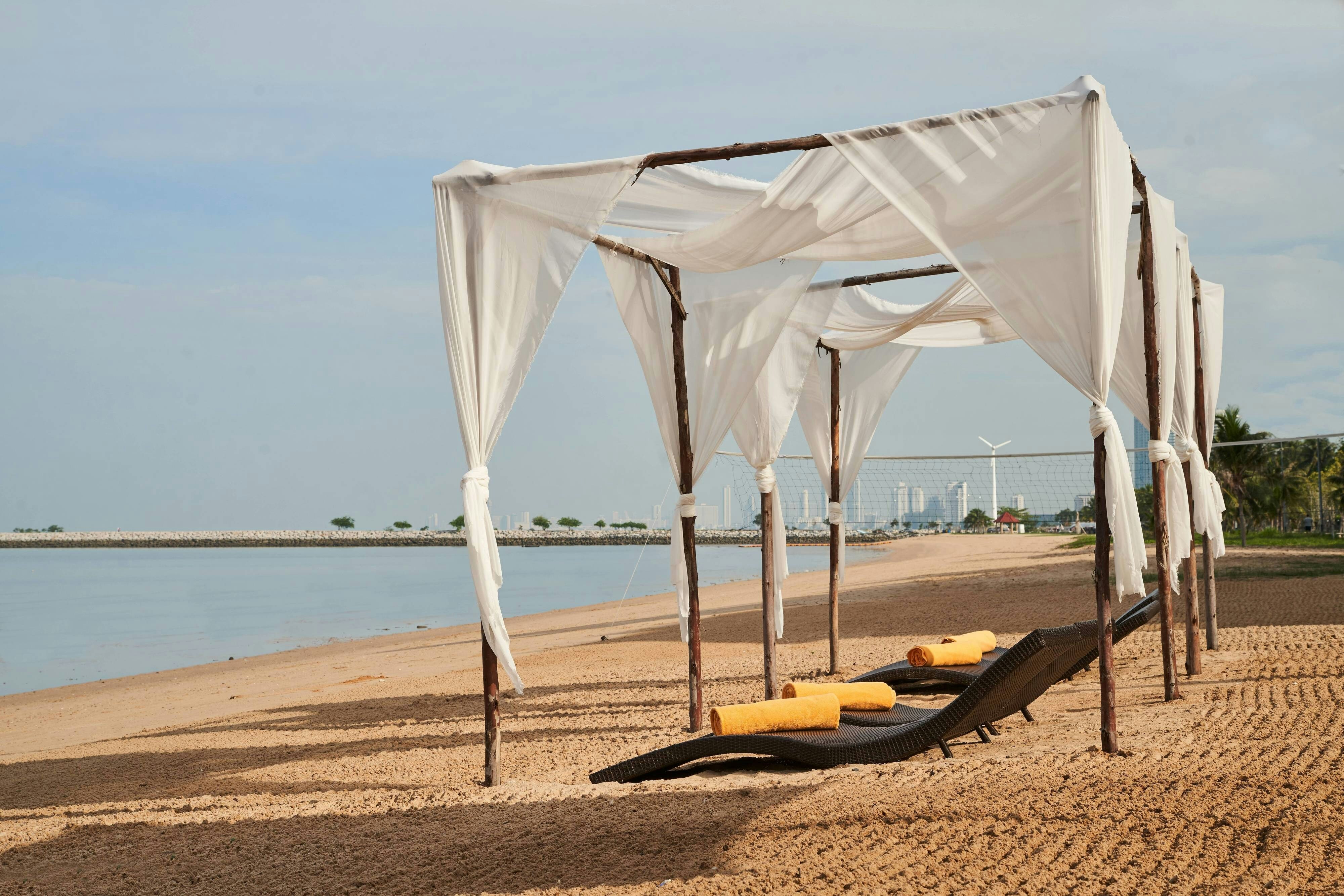 Renaissance Pattaya Resort Spa 68/74
