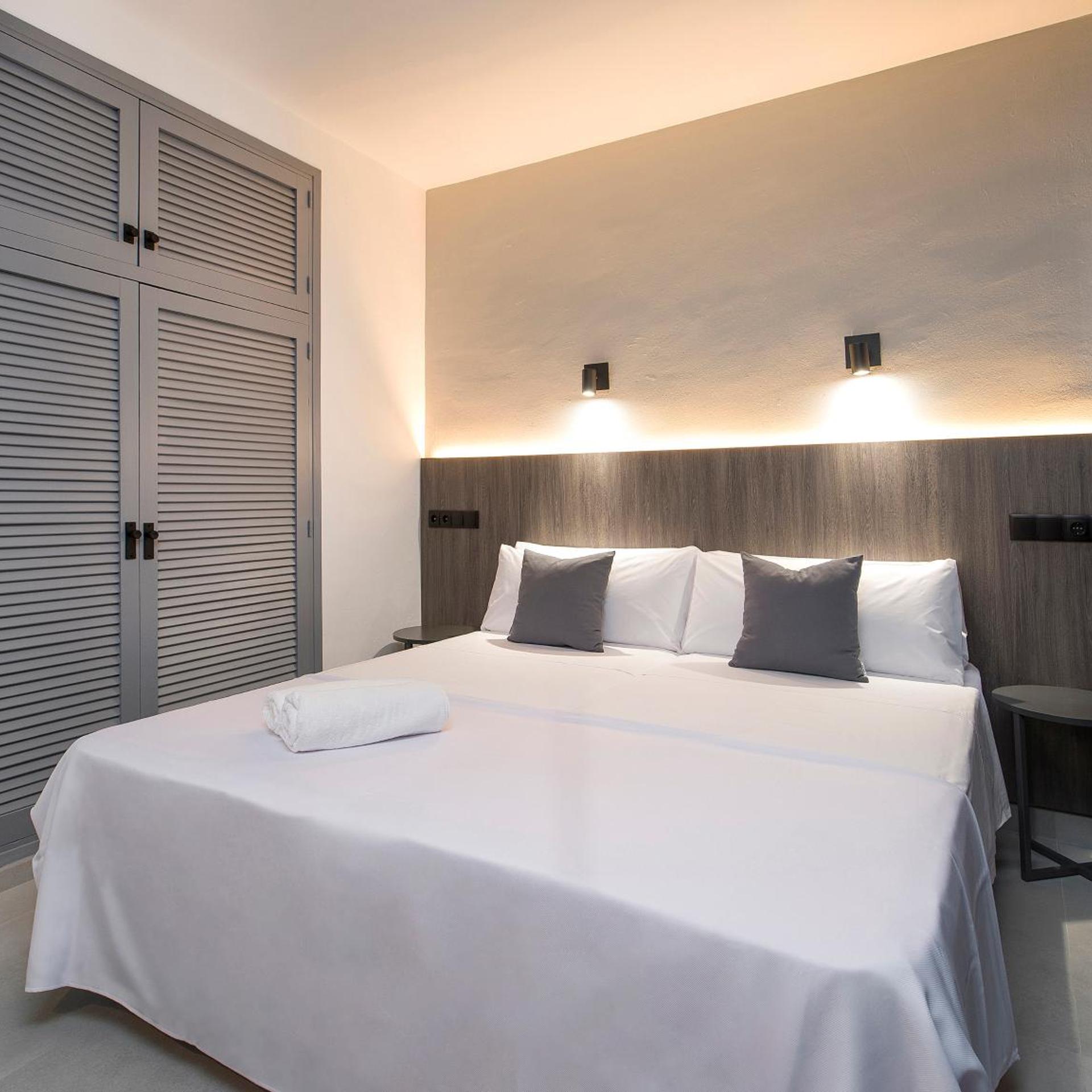 Hotel Base Ibiza 9/45