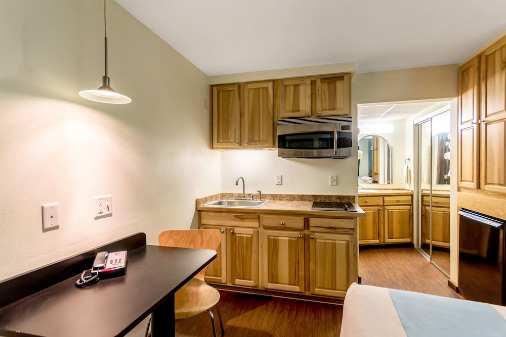 Motel6 Missoula MT - University 44/60