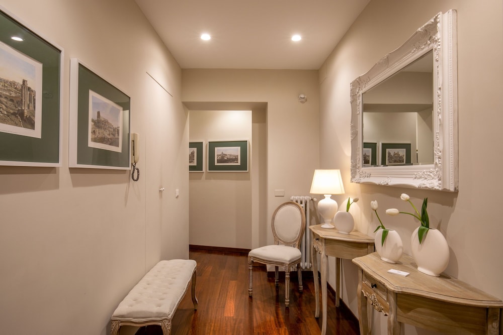 Avignonesi Suites 39/47