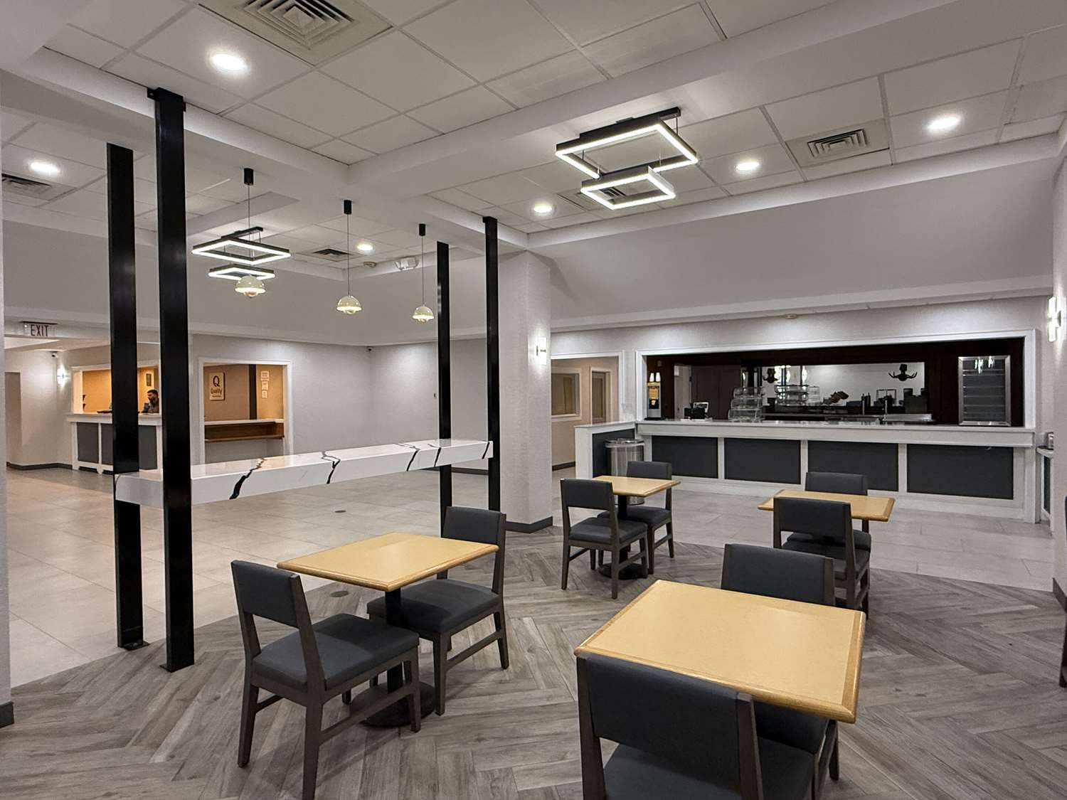 restaurant cafeteria