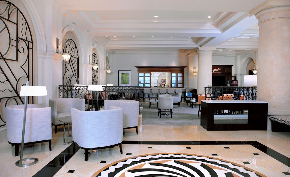 Hilton Naples 9/66