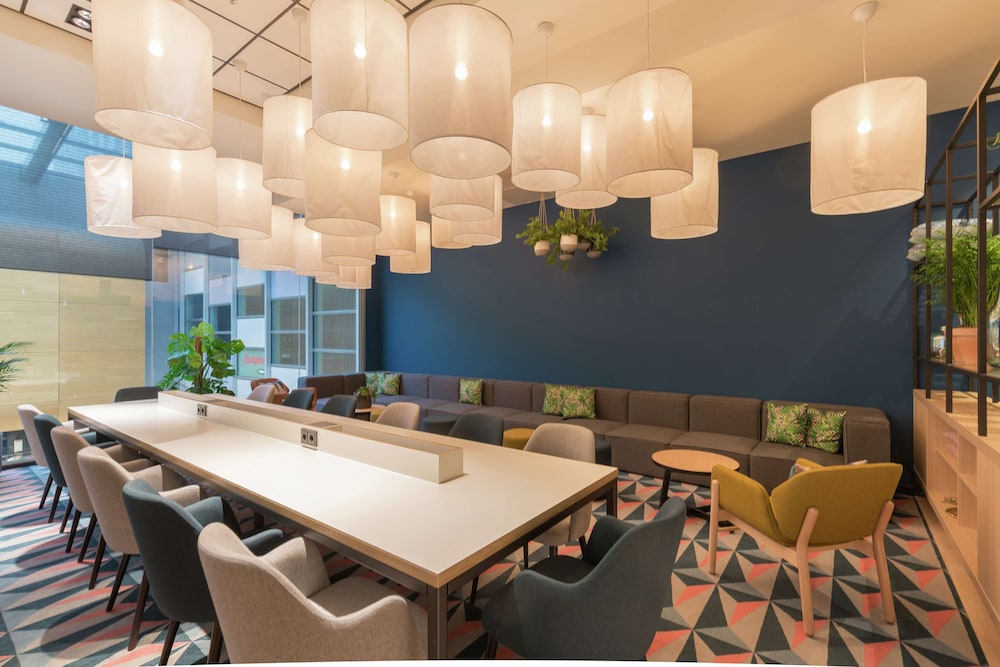 Hampton by Hilton Utrecht Central Station 42/44