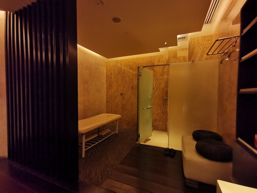 Swimming pool-spa