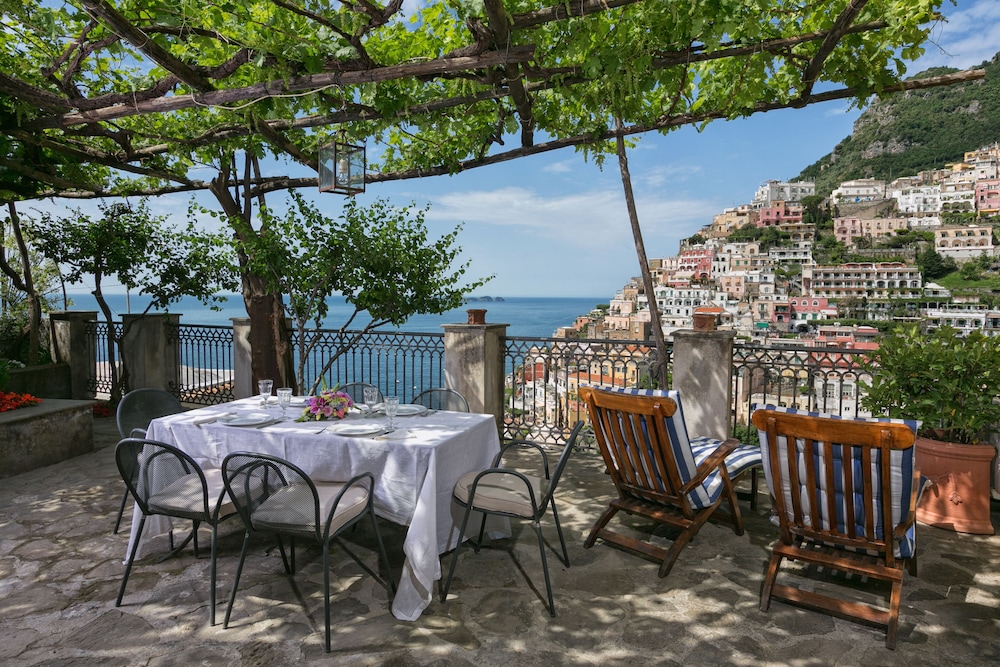 Palazzo Margherita Positano 51/71