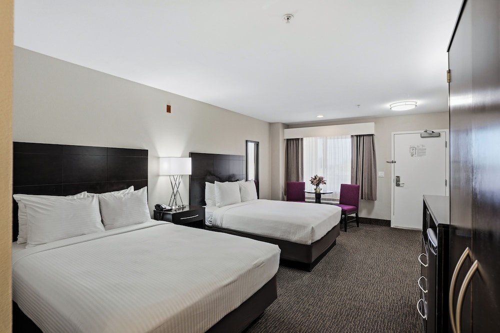 CLASSIC, 2 QUEEN BEDS