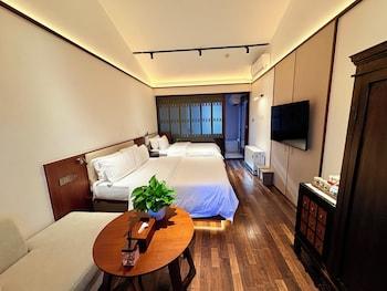 Premier, King Bed