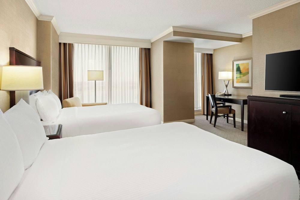 EXECUTIVE, 2 DOUBLE BEDS