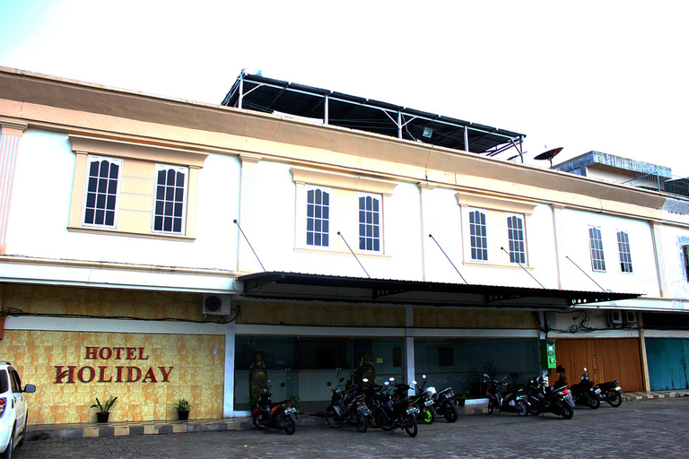Holiday Hotel Pekanbaru 2/10
