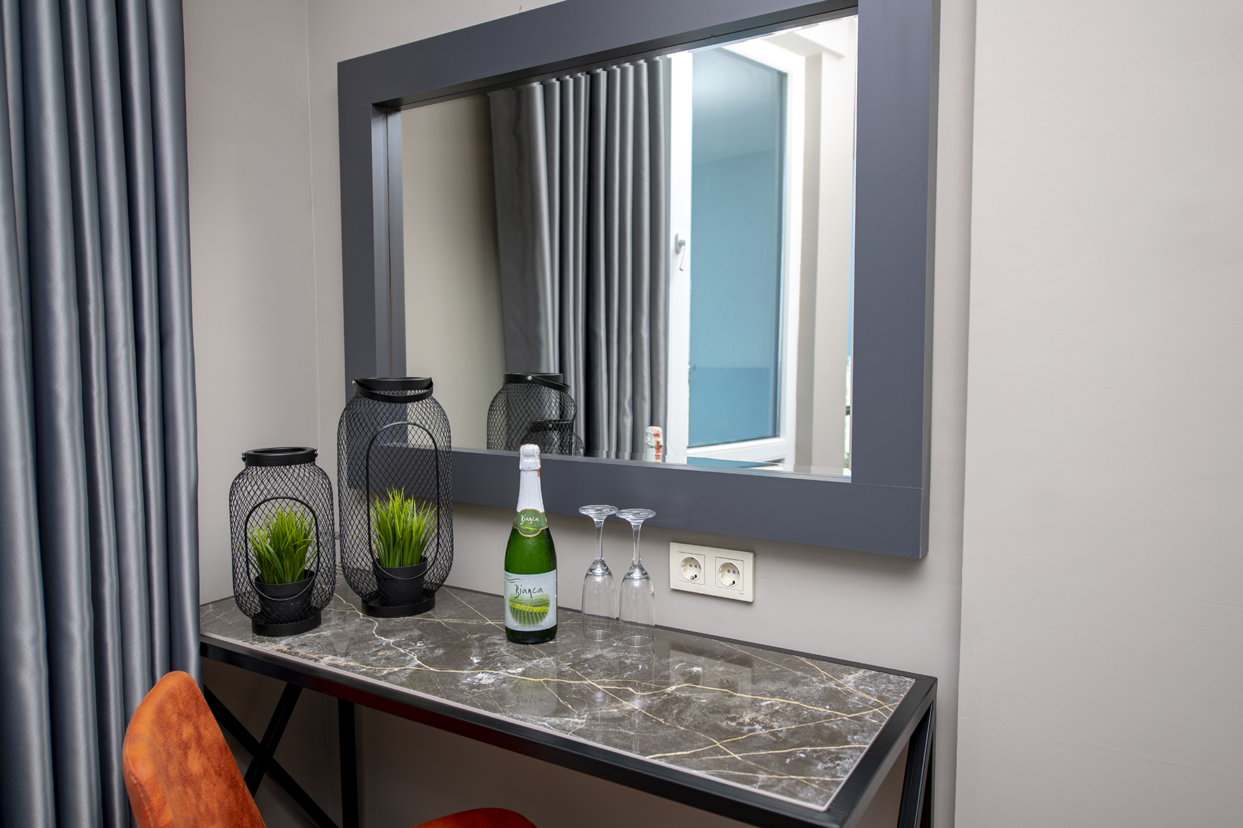 Room, Single, Double Bed, Side Sea View, Tourist Hotel Antalya 3/3