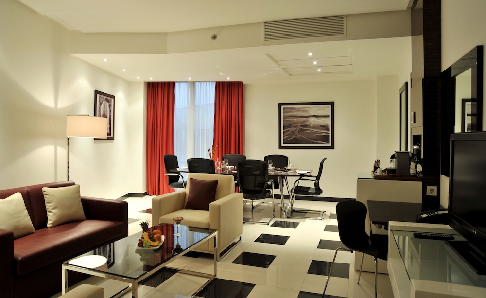 RADISSON BLU HOTEL, LUSAKA 30/49
