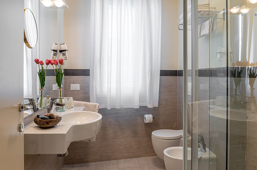 Hotel Adria 16/64