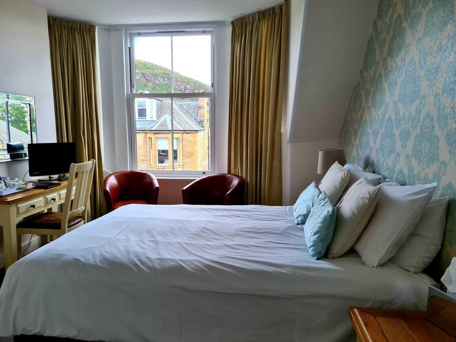 STANDARD, DOUBLE BED