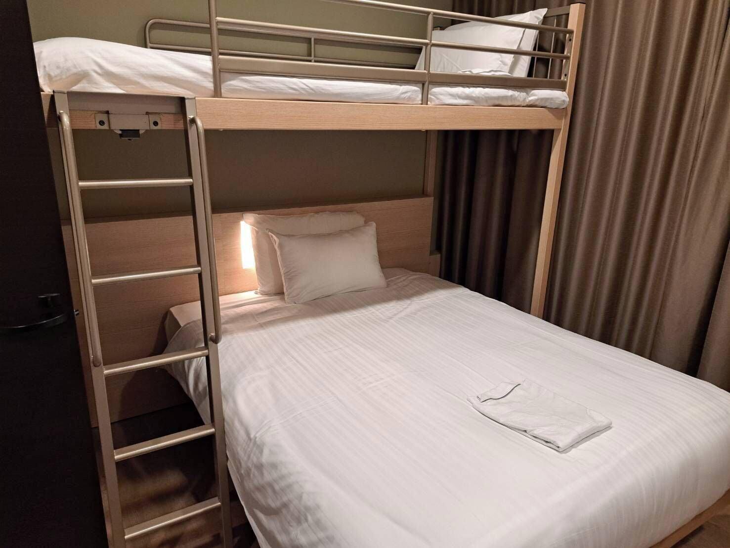 Design, Twin Beds
