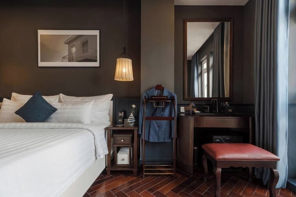 Kin Hotel Dong Du 24/64
