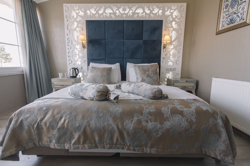 COMFORT, DOUBLE BED