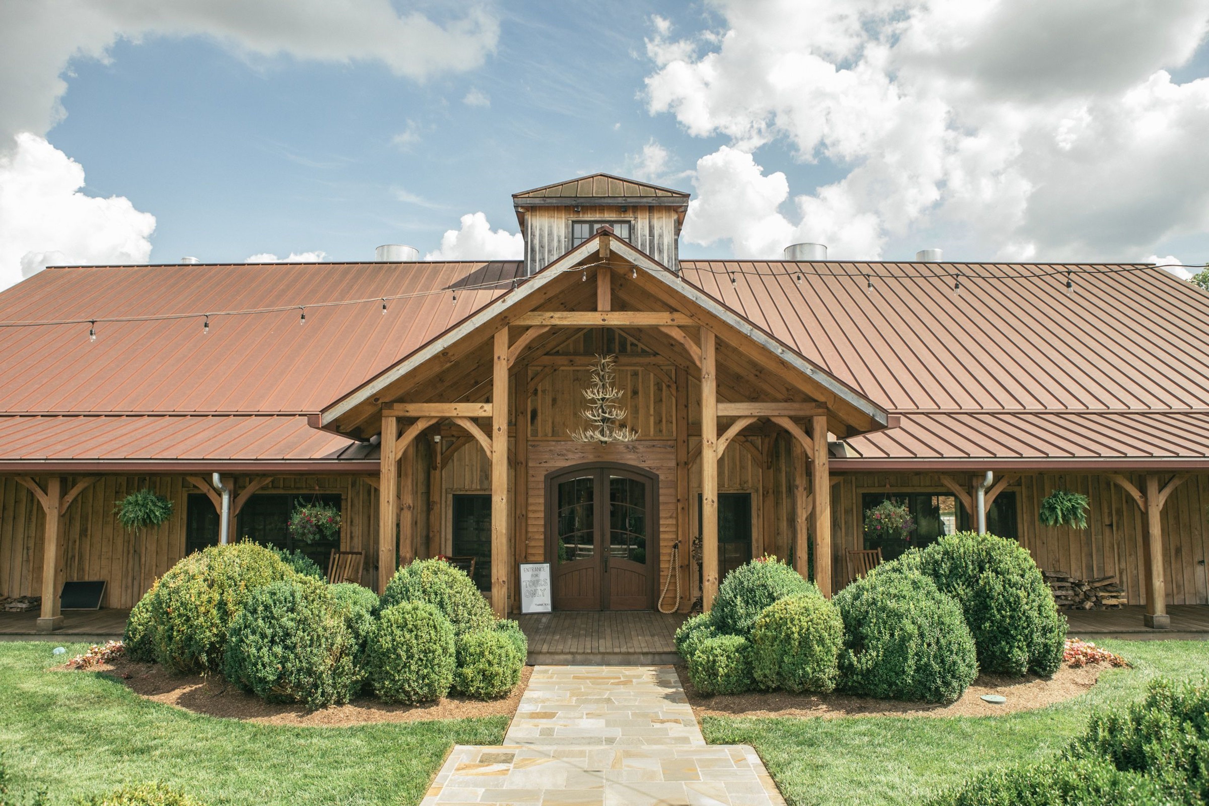 Holiday Inn Express & Suites Franklin - Berry Farms 73/77