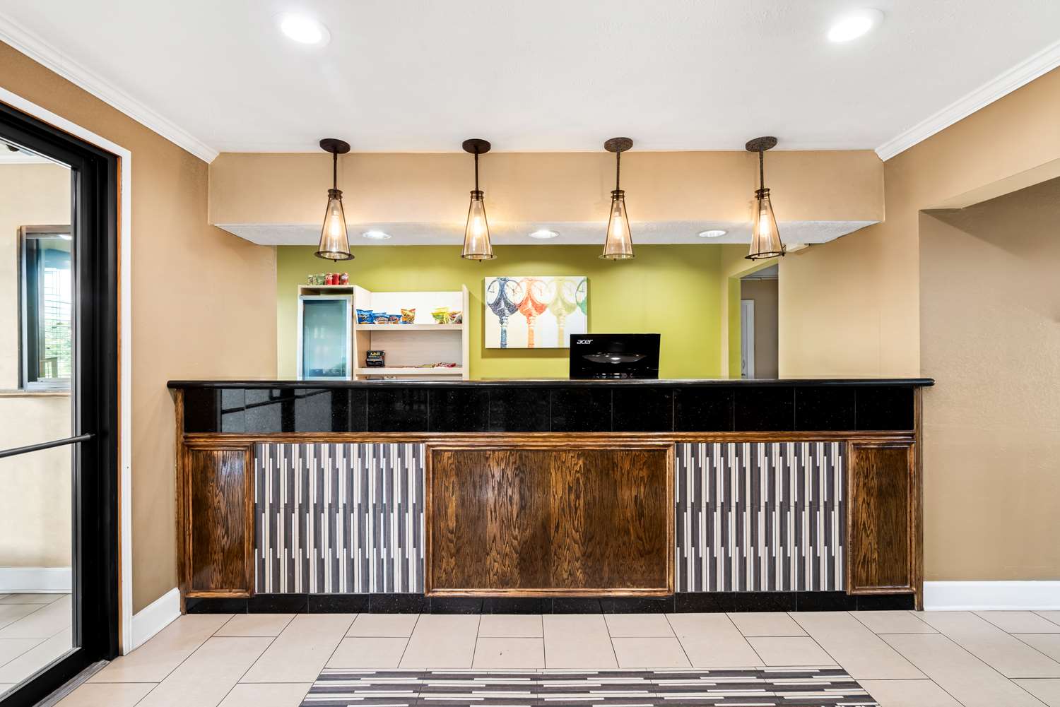 Best Western Gateway Inn 3/28
