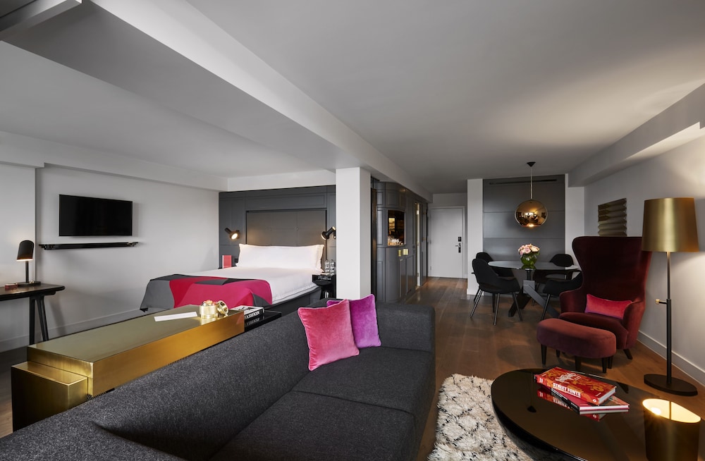 Sea Containers London 43/71
