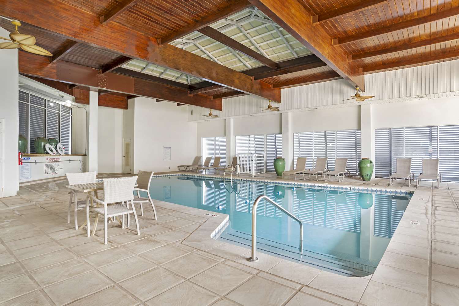 Best Western On The Beach 22/37