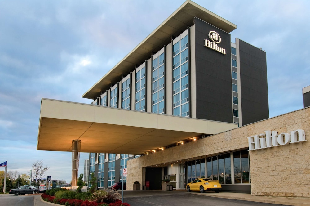 Hilton Toronto Airport Hotel & Suites 2/79