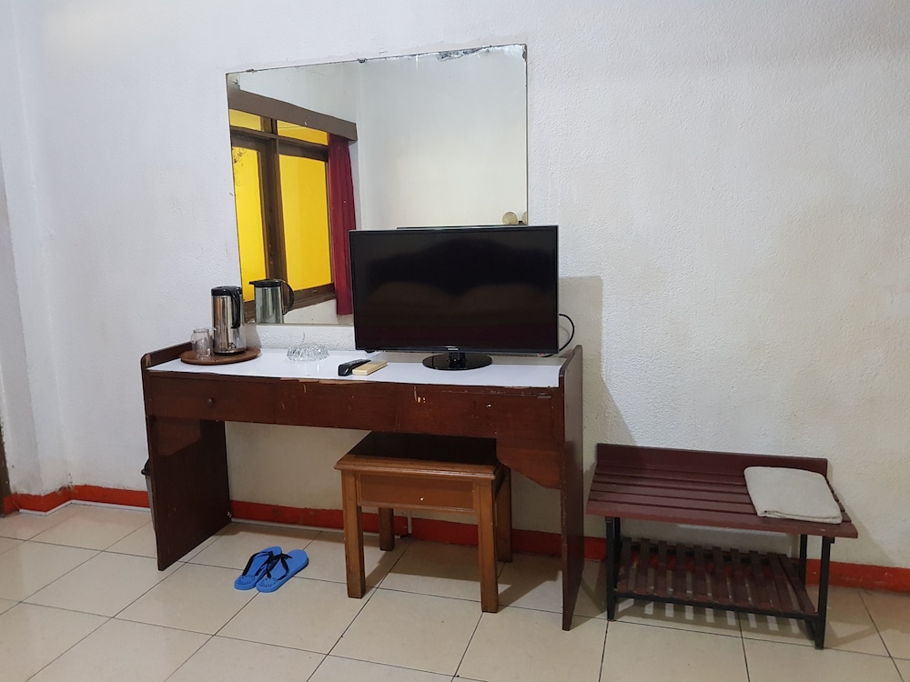 Hotel Royal Juanda 4/38