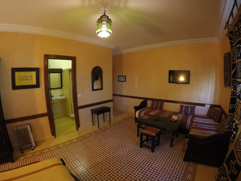 RIAD ZAHRA 25/32