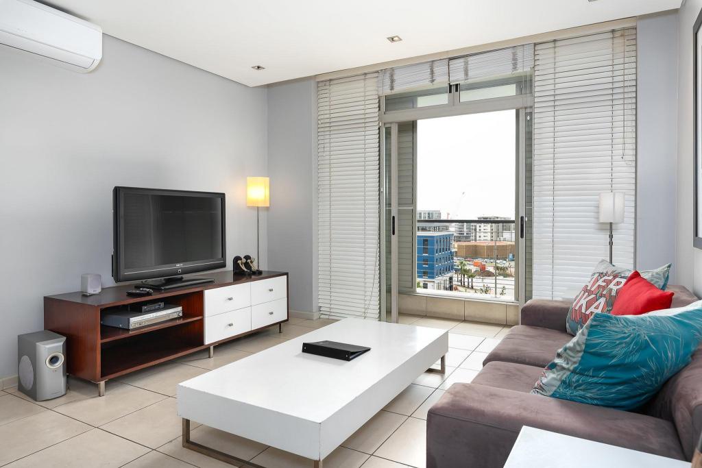 Harbouredge Suites By Totalstay 66/94