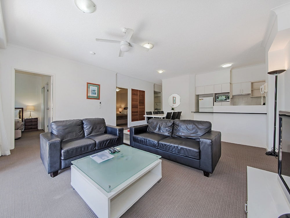 Inn On The Park Apartments 31/41