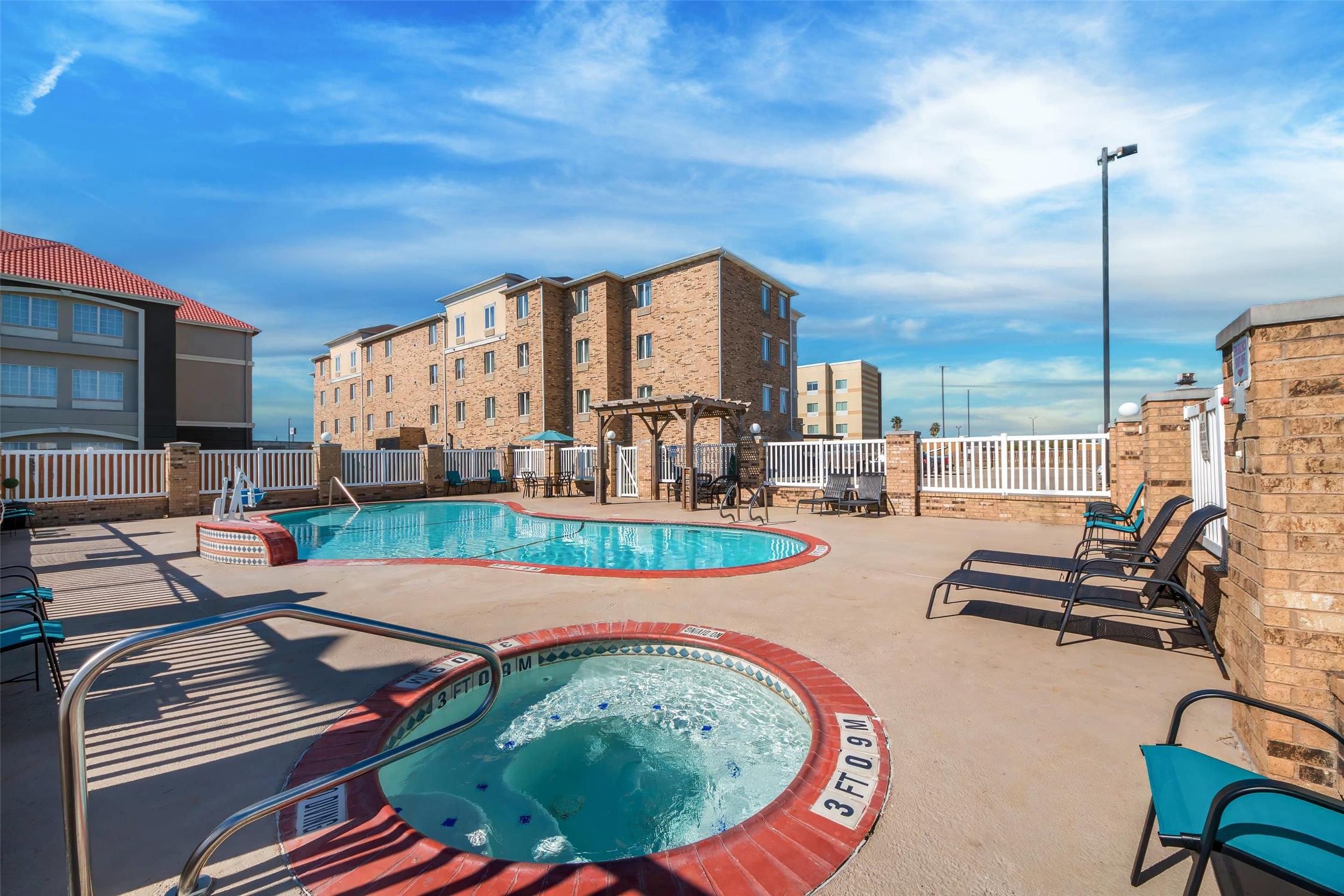 Comfort Suites Corpus Christi Central 34/34