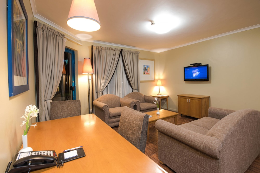 Protea Hotel by Marriott Dar es Salaam Oyster Bay 42/67