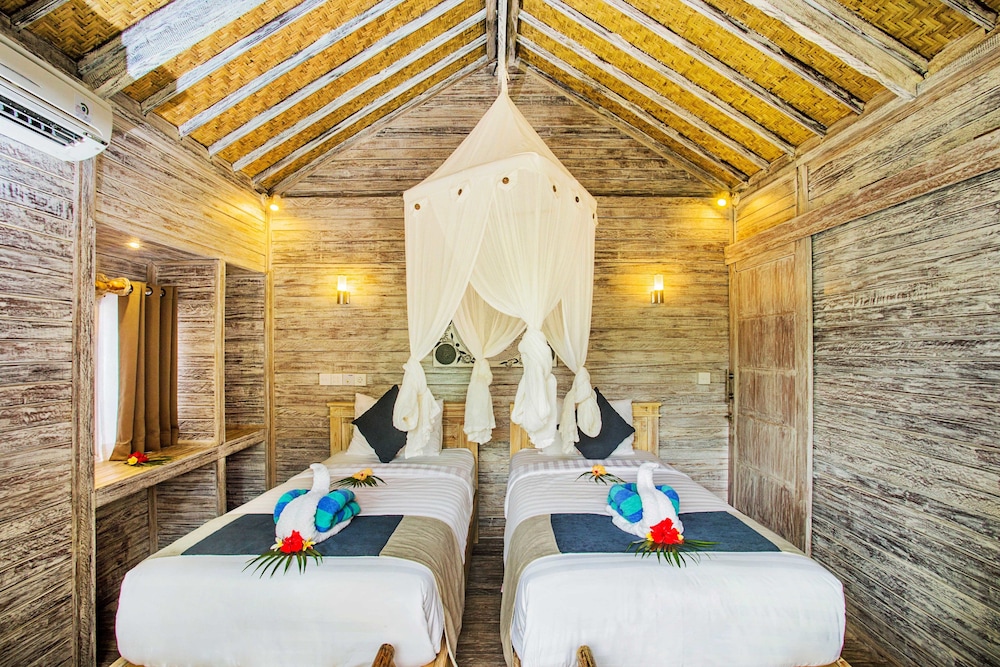 The Syron Huts Lembongan 12/45