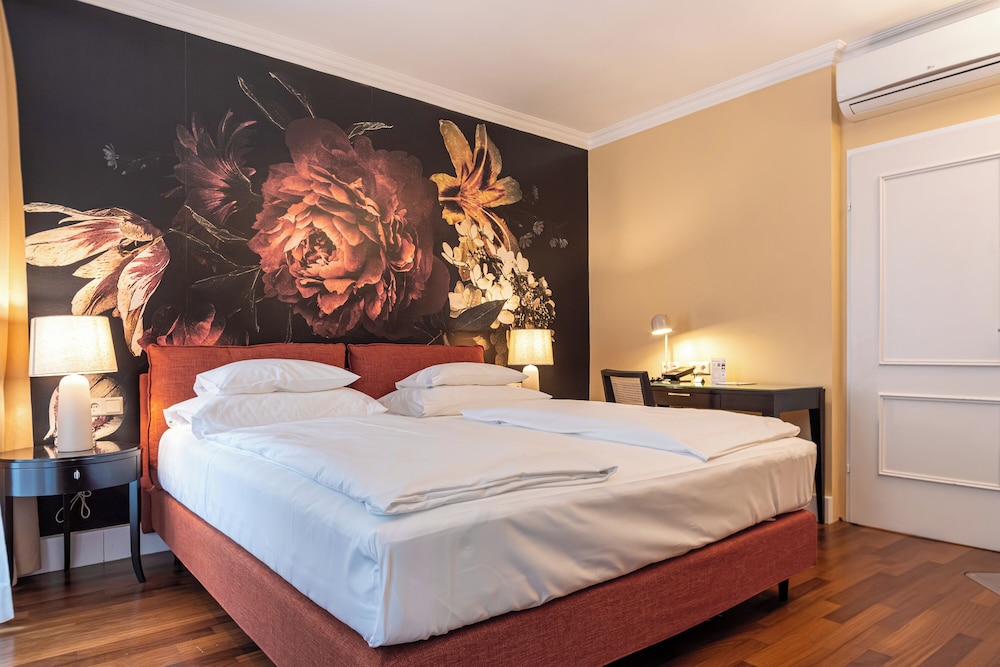 STANDARD, DOUBLE BED