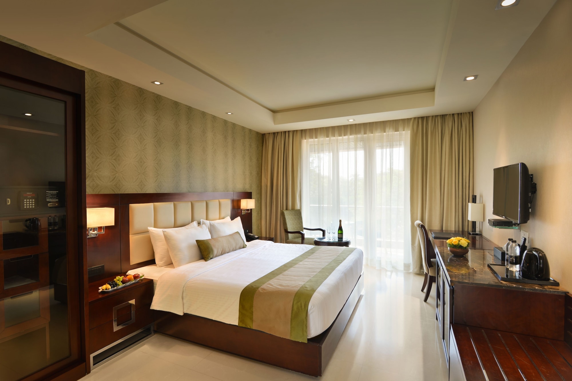 جناح بسرير مزدوج، The Acacia Hotel Spa Goa 2/3