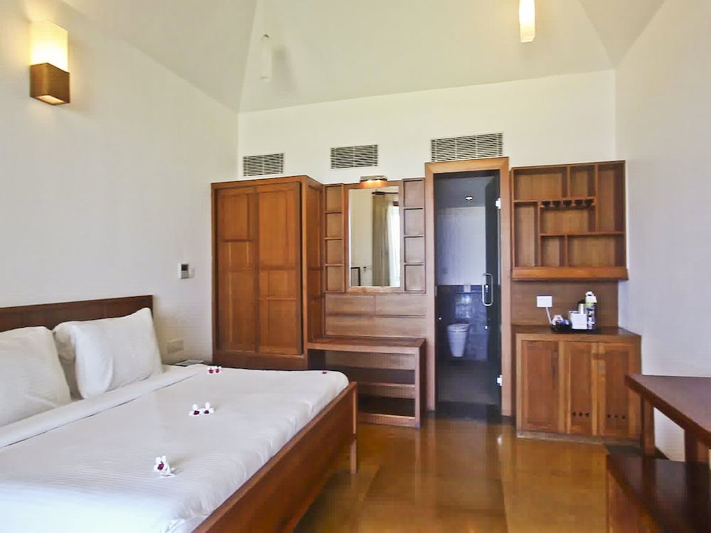 Le Pondy Resort 17/50