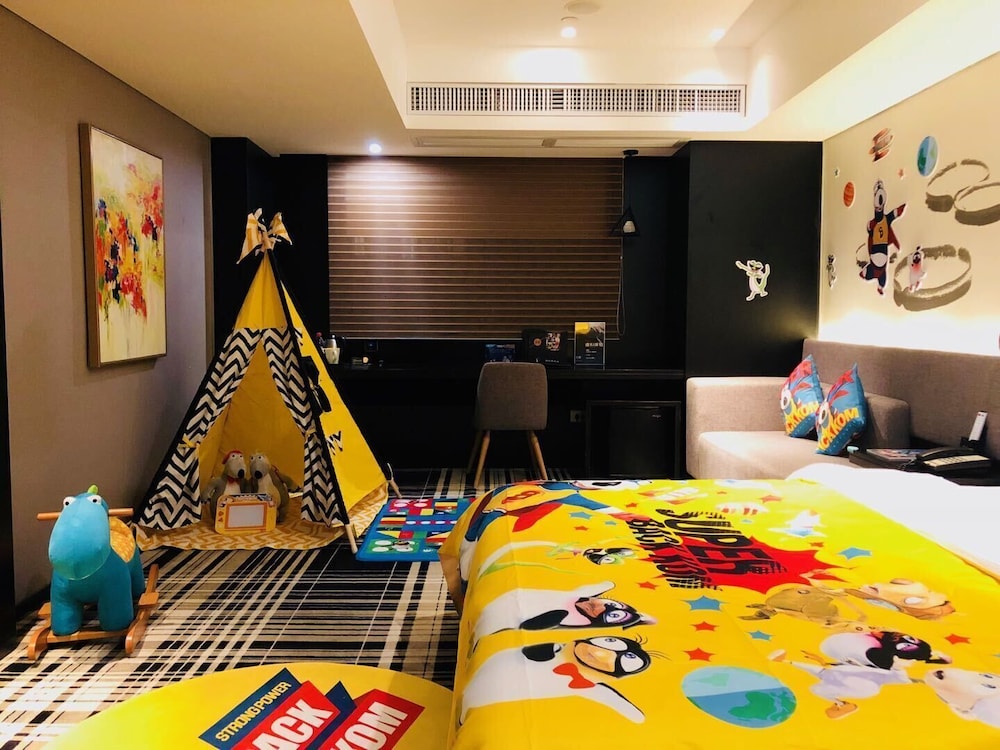Likto Hotel 57/64