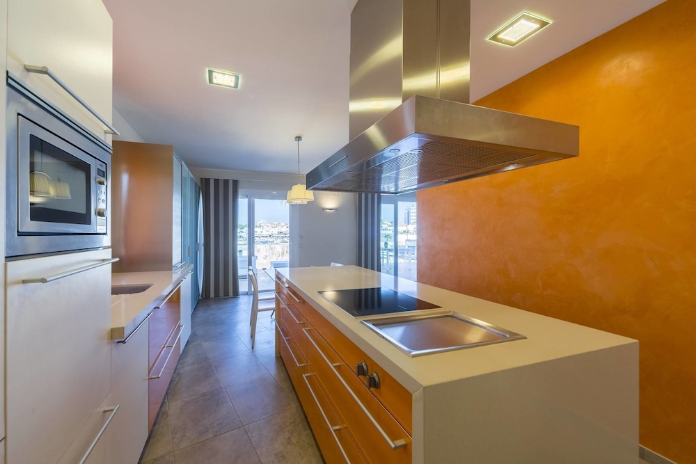 VILLAS DEL LAGO 58/67